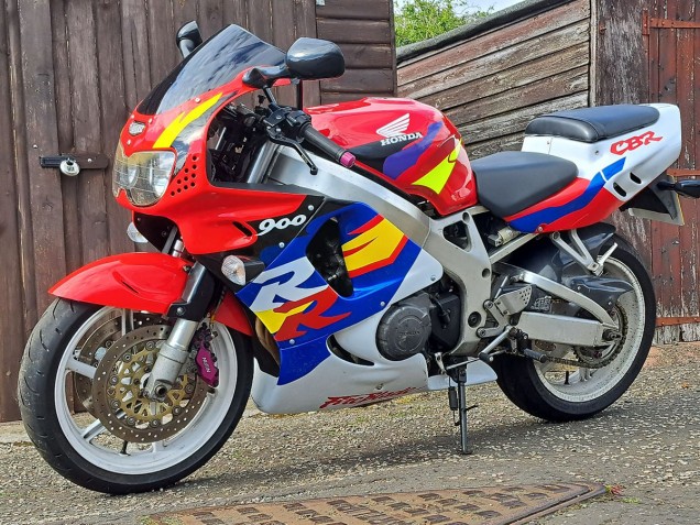 Carenados Moto Honda CBR900RR 893 1996-1997 - Blanco Rojo Azul Amarillo